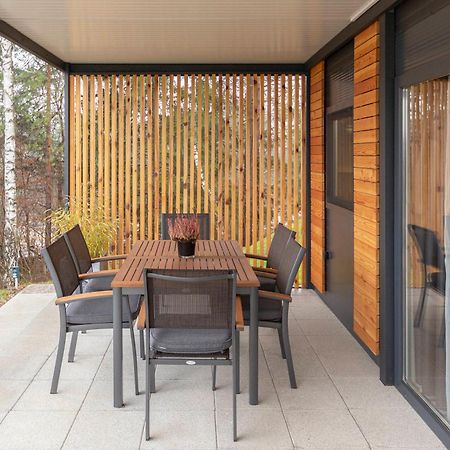 Apartma Lema Velike Lasce Exteriör bild