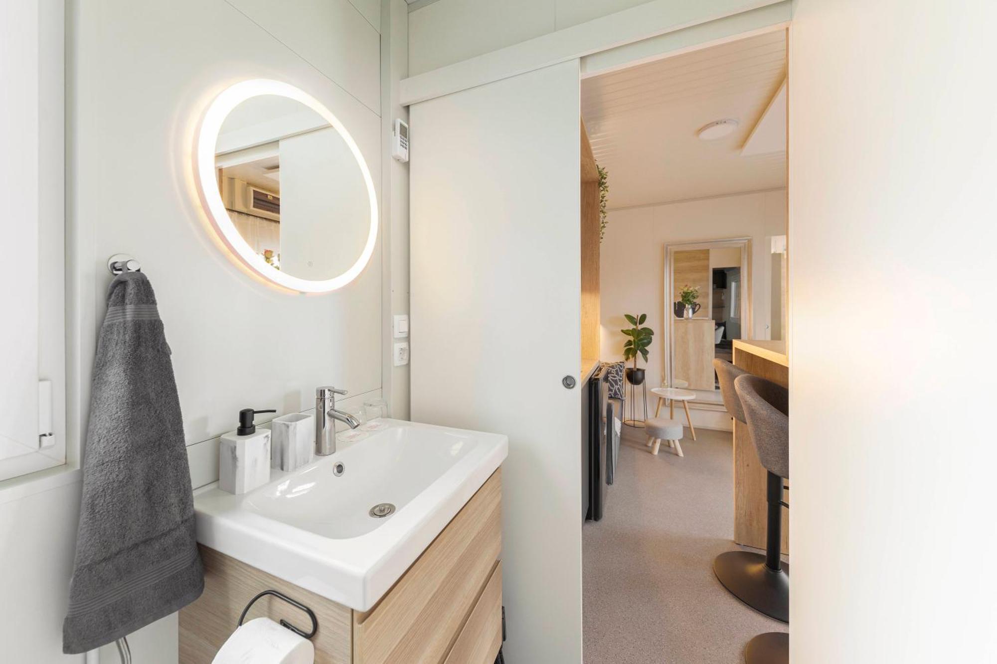 Apartma Lema Velike Lasce Exteriör bild